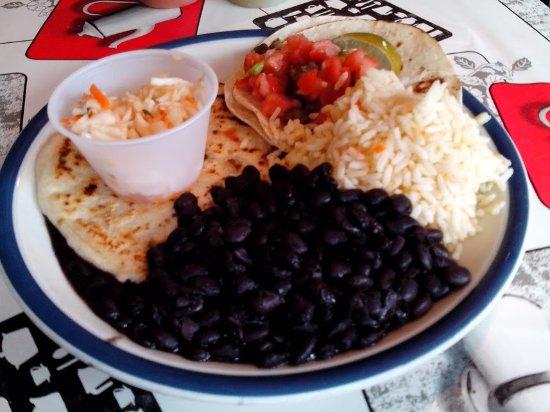 Guanaco's Taco Pupusaria